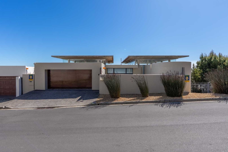 3 Bedroom Property for Sale in Camps Bay Western Cape
